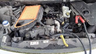Peugeot Partner 2012 1.6 HDI 9HN Wit EWP onderdelen picture 8