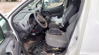 Peugeot Partner 2012 1.6 HDI 9HN Wit EWP onderdelen picture 10