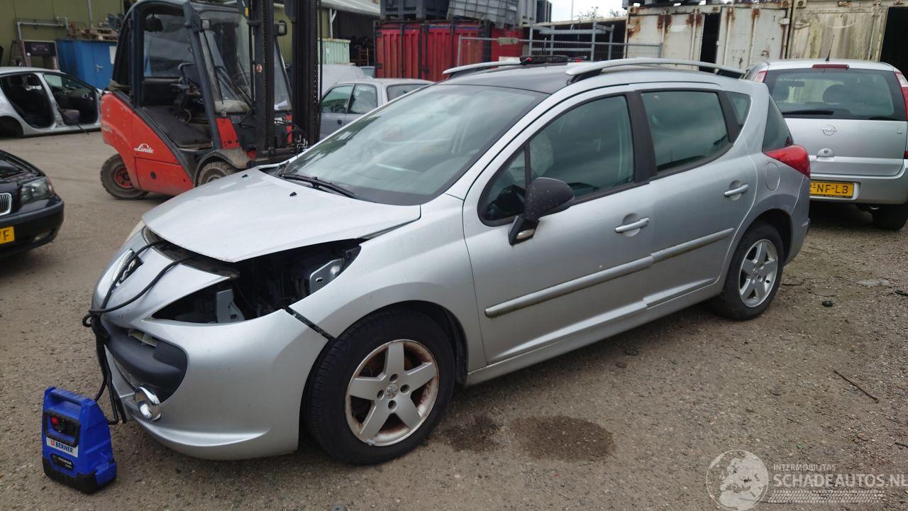 Peugeot 207 2009 1.4 VTI 8FS Zilver EZR onderdelen