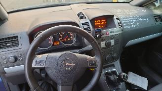 Opel Zafira 2007 1.9 CDTI Z19DT Blauw Z21B onderdelen picture 15