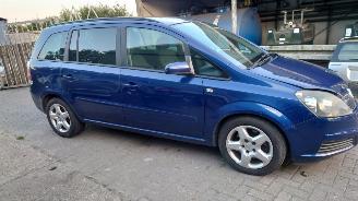 Opel Zafira 2007 1.9 CDTI Z19DT Blauw Z21B onderdelen picture 5