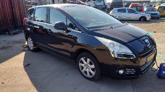 Peugeot 5008 2010 1.6 HDI 9HZ Zwart KTVD onderdelen picture 9
