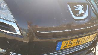 Peugeot 5008 2010 1.6 HDI 9HZ Zwart KTVD onderdelen picture 11