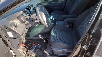 Peugeot 5008 2010 1.6 HDI 9HZ Zwart KTVD onderdelen picture 15