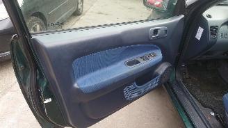 Honda Hr-v 1999 1.6 16v D16W1 Groen onderdelen picture 9
