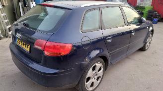 Audi A3 8P 2006 1.6 FSI BLF HBM Blauw LZ5J onderdelen picture 7