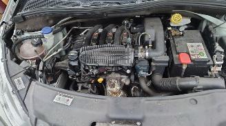 Peugeot 208 2014 1.0 12v Vti ZM01 Wit EWP onderdelen picture 11