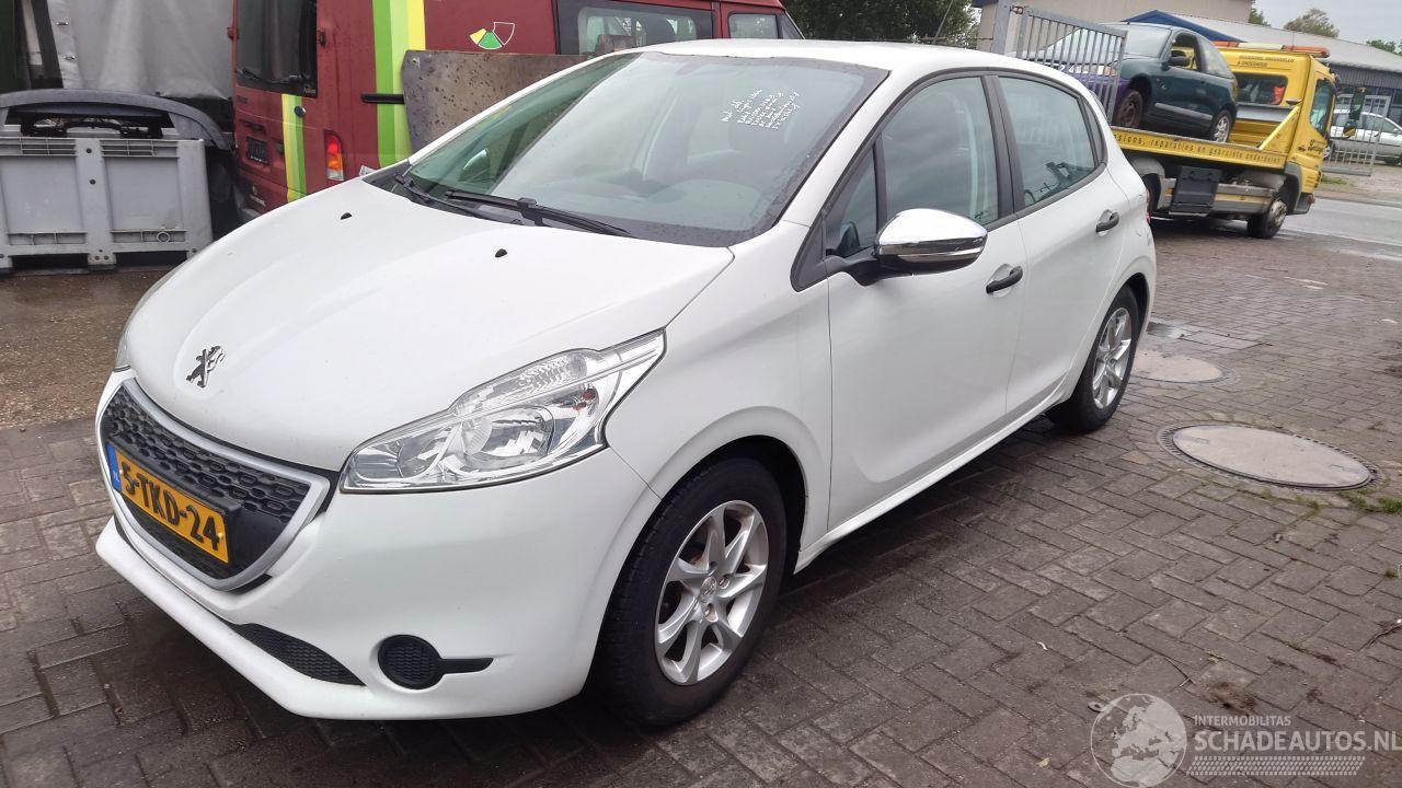 Peugeot 208 2014 1.0 12v Vti ZM01 Wit EWP onderdelen