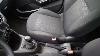 Peugeot 208 2014 1.0 12v Vti ZM01 Wit EWP onderdelen picture 16