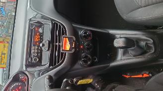 Peugeot 208 2014 1.0 12v Vti ZM01 Wit EWP onderdelen picture 18
