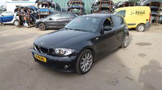 Vrakbiler auto BMW 1-serie E87 118i N46B20B Zwart 475 onderdelen 2005/1