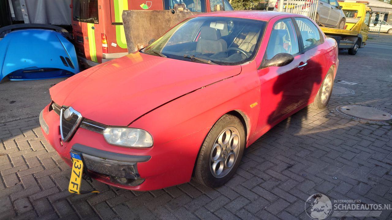 Alfa Romeo 156 2000 1.8 16v AR32201 Rood onderdelen