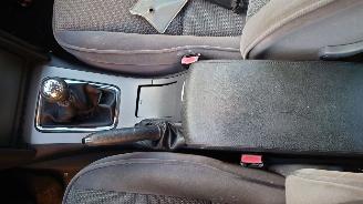 Peugeot 407 2004 1.8 16v 6FZ Zwart EXLD onderdelen picture 13