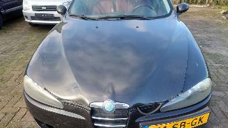 Alfa Romeo 147 2005 1.6 16v AR37203 Zwart 846/A onderdelen picture 13