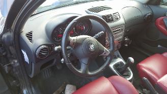 Alfa Romeo 147 2005 1.6 16v AR37203 Zwart 846/A onderdelen picture 19