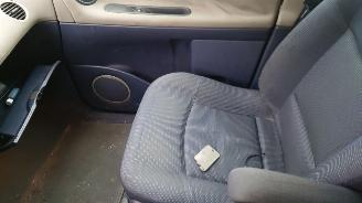 Renault Espace 2006 2.0 16v F4R Blauw NV472 onderdelen picture 12