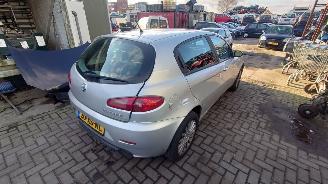 Alfa Romeo 147 2007 2.0 16v AR32310 Zilver 565/A onderdelen picture 5