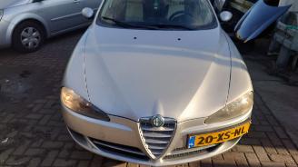 Alfa Romeo 147 2007 2.0 16v AR32310 Zilver 565/A onderdelen picture 9