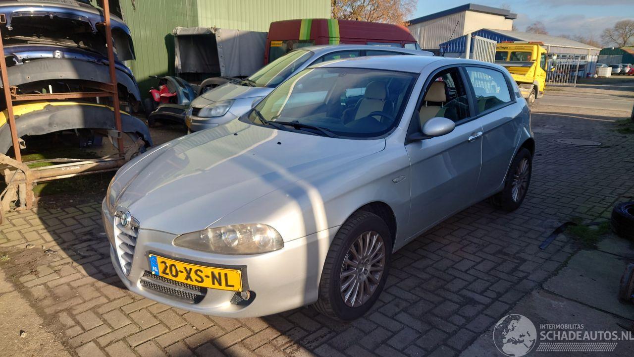 Alfa Romeo 147 2007 2.0 16v AR32310 Zilver 565/A onderdelen