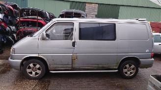 Volkswagen Transporter T4 1999 2.5 TDI ACV DXZ grijs L902 onderdelen picture 2