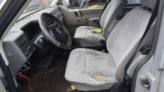 Volkswagen Transporter T4 1999 2.5 TDI ACV DXZ grijs L902 onderdelen picture 10
