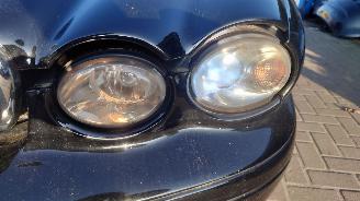 Jaguar X-type 2005 2.1 V6 YB Zwart PEC onderdelen picture 9