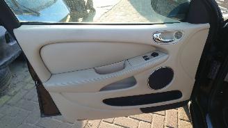 Jaguar X-type 2005 2.1 V6 YB Zwart PEC onderdelen picture 14