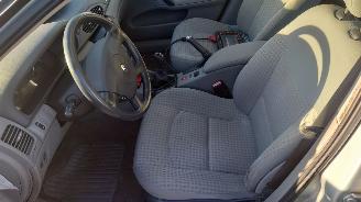 Renault Laguna 2 2004 1.8 16v F4P JR5010 Grijs TEB64 onderdelen picture 13