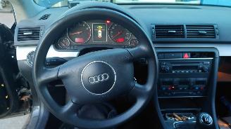 Audi A4 2001 2.0 20v ALT FTX Zwart LY9B onderdelen picture 11