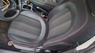 Fiat Punto Evo 2010 1.4 16v 955A6 Wit 296 onderdelen picture 10