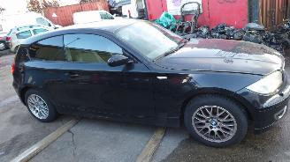 BMW 1-serie E81 2008 318i N43B20A Zwart 475 onderdelen picture 10