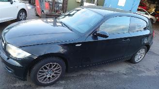 BMW 1-serie E81 2008 318i N43B20A Zwart 475 onderdelen picture 2