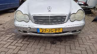 Mercedes C-klasse 2002 C180 111951 Grijs 744 onderdelen picture 8