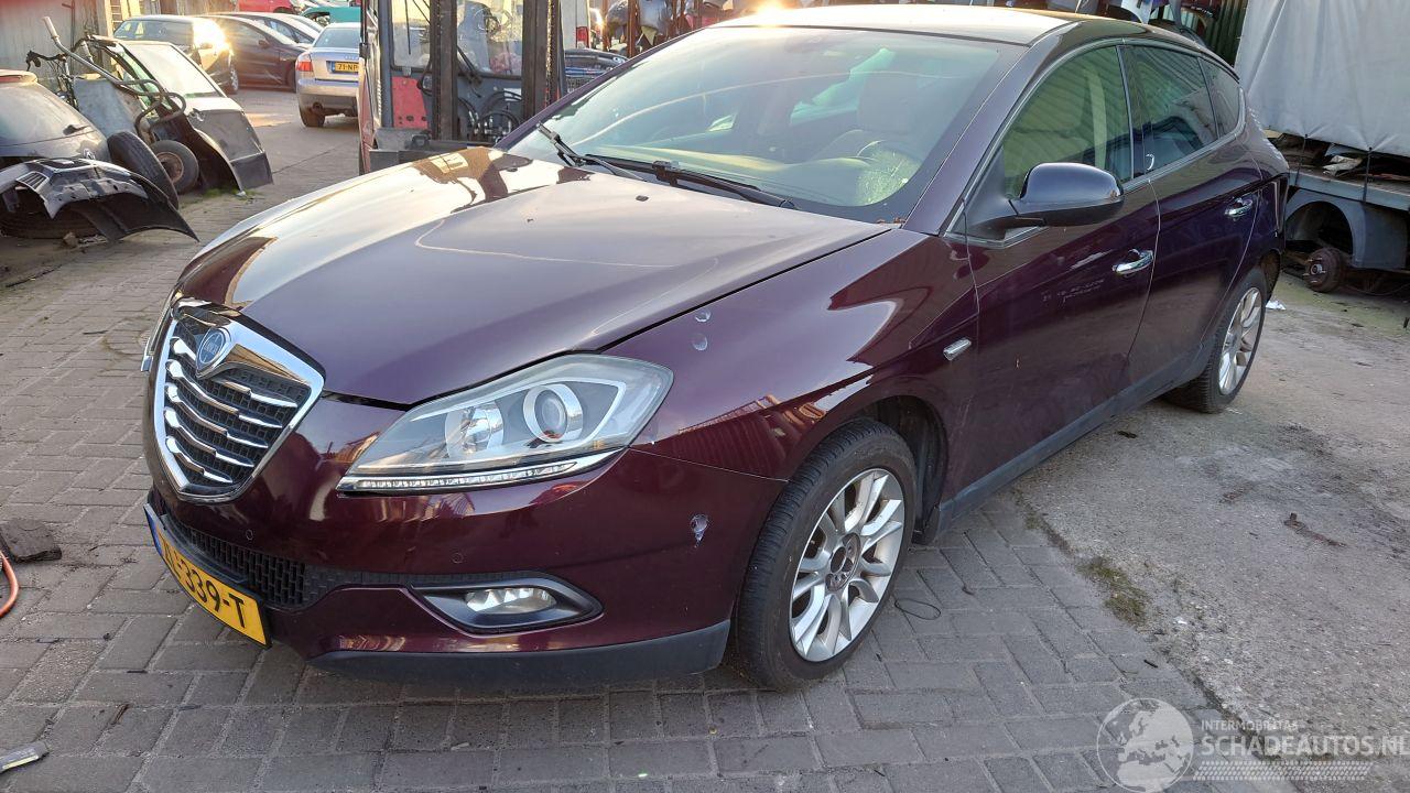 Lancia Delta 844 2012 1.6D 844A3 Rood 150 onderdelen
