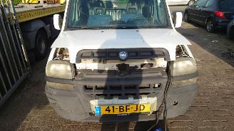 Fiat Doblo 2002 1.9 JTD 182B9 Wit 249 onderdelen picture 6