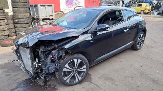 disassembly passenger cars Renault Mégane 3 2011 1.4 TCE H4J700 Zwart TEGNE onderdelen 2011/8