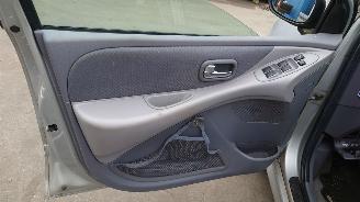 Nissan Almera-tino 2003 1.8 16v QG18 Zilver KL0 onderdelen picture 13