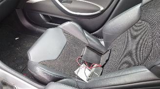 Citroën C5 III 2011 1.6 THP 5FV Zwart KTVD onderdelen picture 22