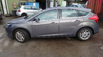Ford Focus 3 2012 1.0 EcoBoost M2DA Bruin Lunar Sky onderdelen picture 2