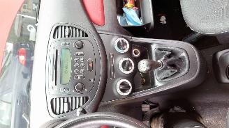 Hyundai I-10 2010 1.1 12v G4HG Rood H4 onderdelen picture 16