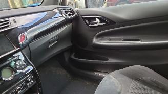 Citroën DS3 2013 1.2 12v HMZ Wit EWP onderdelen picture 20