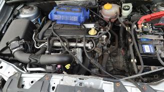 Fiat Croma 2006 2.2 16v 194A1 grijs 698/A onderdelen picture 10
