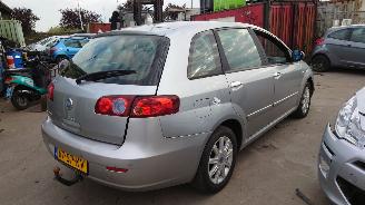 Fiat Croma 2006 2.2 16v 194A1 grijs 698/A onderdelen picture 7
