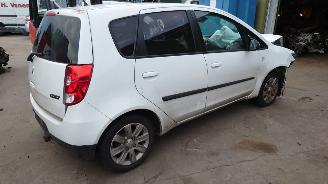 Mitsubishi Colt 2009 1.3 16v 4A90 Wit W16 onderdelen picture 6