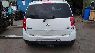 Mitsubishi Colt 2009 1.3 16v 4A90 Wit W16 onderdelen picture 4