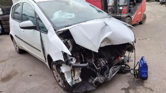 Mitsubishi Colt 2009 1.3 16v 4A90 Wit W16 onderdelen picture 9