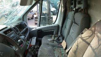 Peugeot Boxer 2009 2.2 HDI 4HV Wit onderdelen picture 12