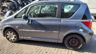 Peugeot 1007 2008 1.6 16v NFU Grijs EZW onderdelen picture 2