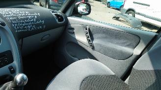 Citroën Xsara-picasso 2006 1.6 16v NFU Rood EKQ onderdelen picture 15