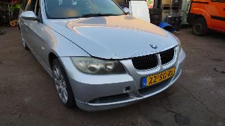 BMW 3-serie E91 2006 320D 204D4 M47N20 Grijs 354 onderdelen picture 10